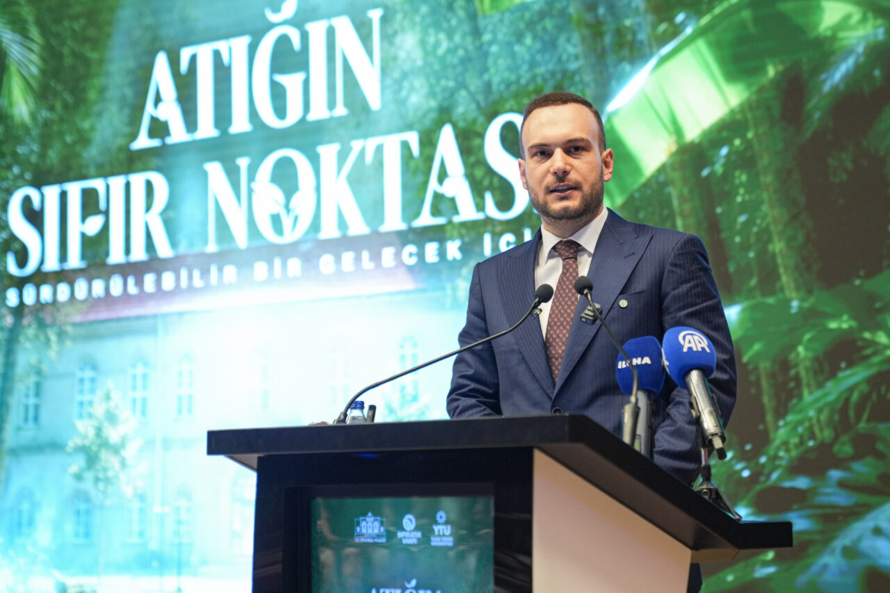 - İstanbul Valisi Davut Gül:
- "Amacımız şu, biz sıfır atıkta