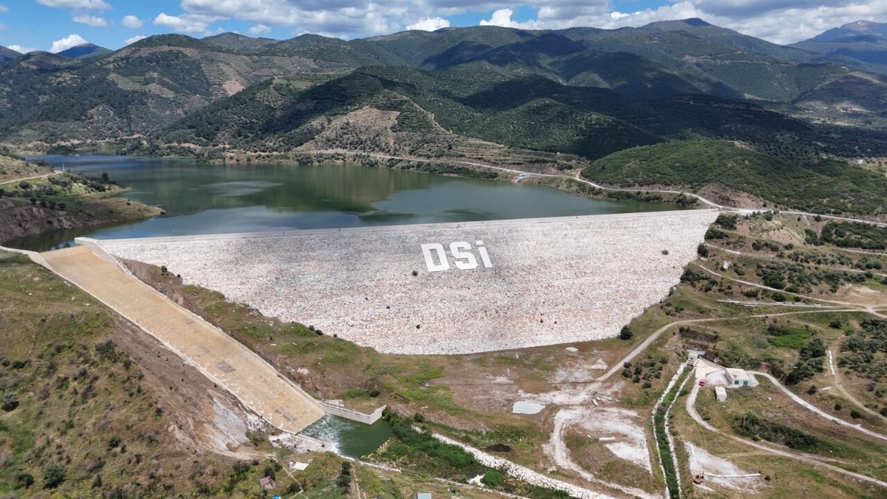 İZMİR (AA) – İzmir'in Ödemiş ilçesinde yüzde 100 doluluğa ulaşan