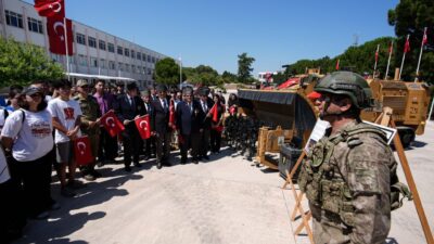 İZMİR (AA) – Türk Kara Kuvvetlerinin 2235'inci kuruluş yıl dönümü