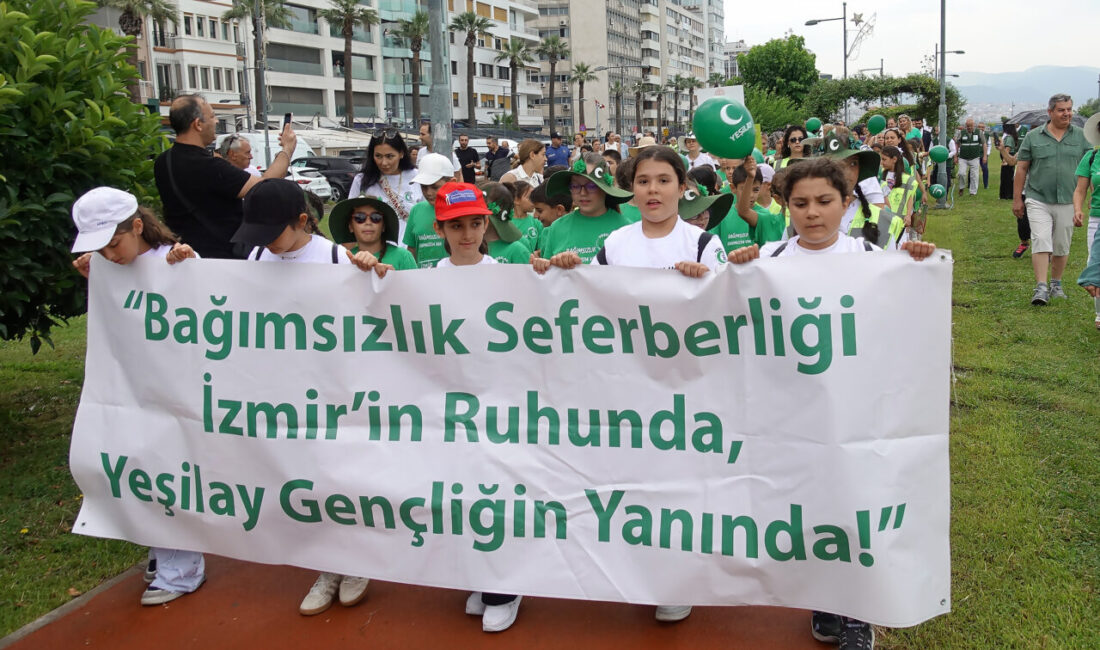 İZMİR (AA) – İzmir'de, Yeşilay ve İl Milli Eğitim Müdürlüğü
