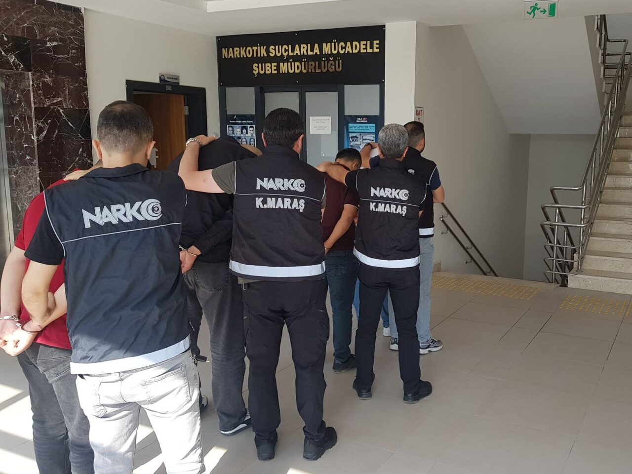 - Gözaltına alınan 4 zanlıdan 3'ü tutuklandı