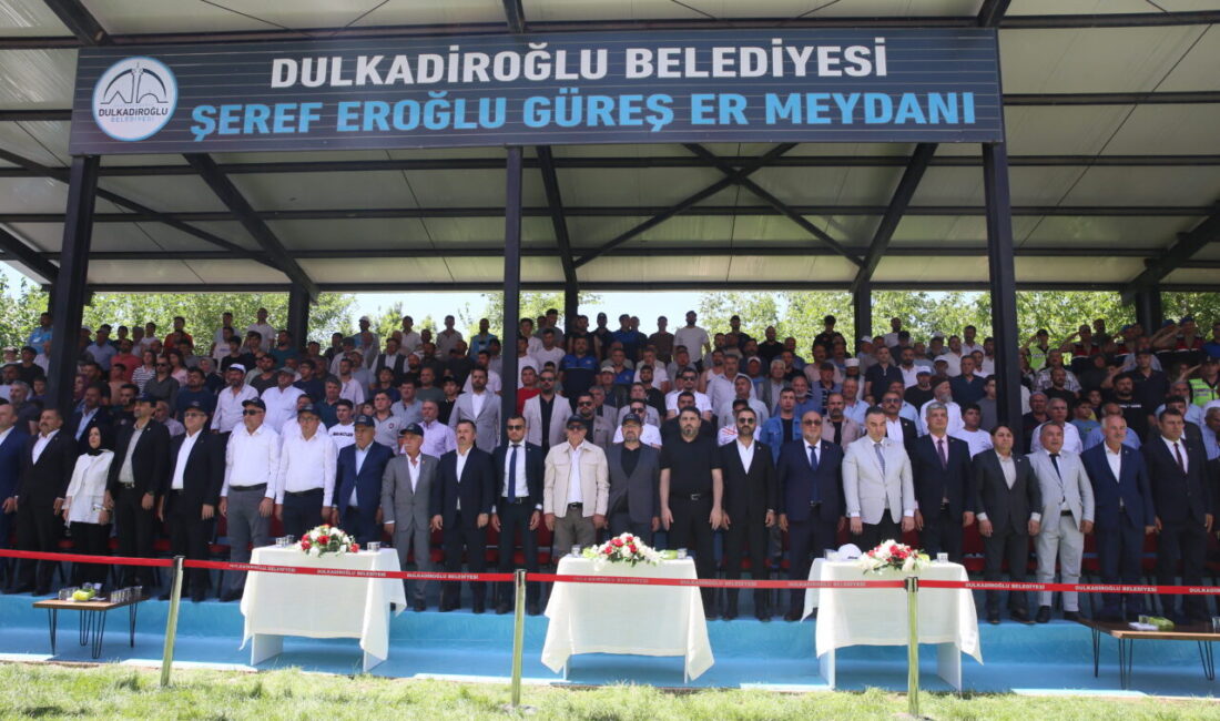 - Festivalde, Karakucak kategorisinin başpehlivanı Emin Demir, şalvar güreşlerinin başpehlivanı