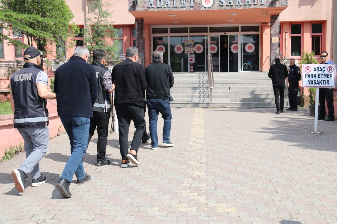 KARABÜK (AA) – Karabük merkezli 5 ilde düzenlenen suç örgütü
