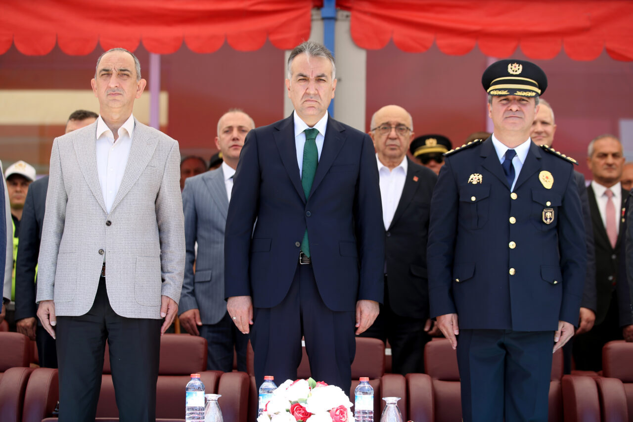 KARABÜK (AA) – Karabük Polis Meslek Eğitim Merkezinde (POMEM) eğitimlerini