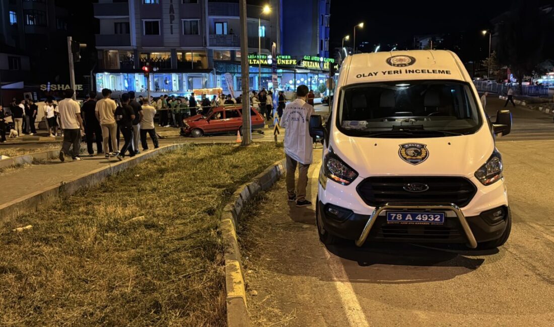 KARABÜK (AA) – Karabük'te otomobille çarpışan motosikletin sürücüsü ağır yaralandı.