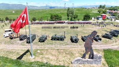 KARS (AA) – Türk Kara Kuvvetlerinin 2235'inci kuruluş yıl dönümü