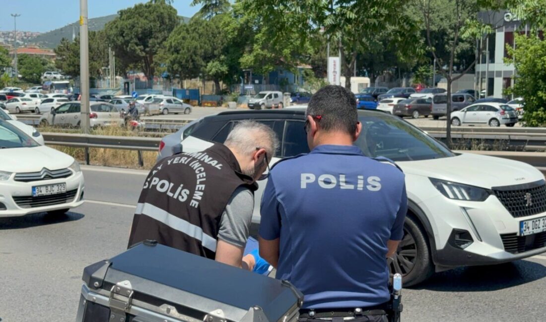 İSTANBUL (AA) – Kartal'da iki motosikletin çarpışması sonucu 2 kişi