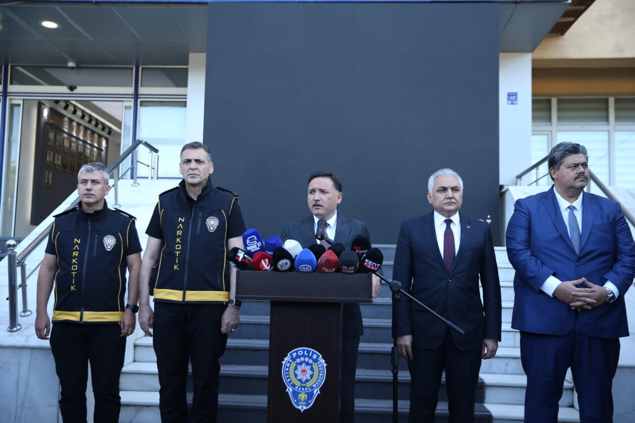 ANKARA (AA) – Kayseri merkezli 6 ilde uyuşturucu satıcılarına yönelik