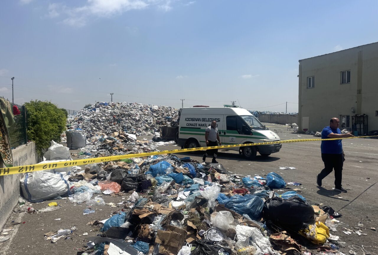KAYSERİ (AA) – Kayseri'nin Kocasinan ilçesinde bir geri dönüşüm tesisinde