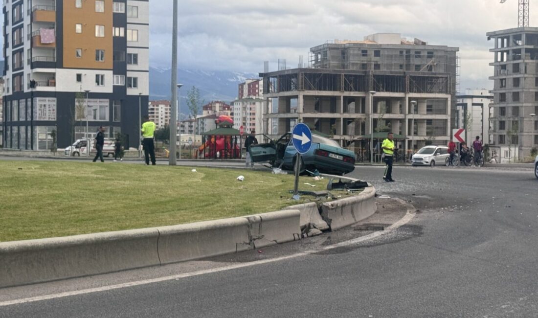 KAYSERİ (AA) – Kayseri'nin merkez Melikgazi ilçesinde meydana gelen trafik
