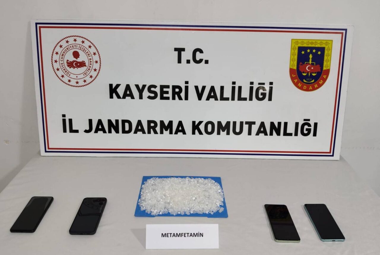 KAYSERİ (AA) – Kayseri'nin İncesu ilçesinde düzenlenen operasyonda 524 gram