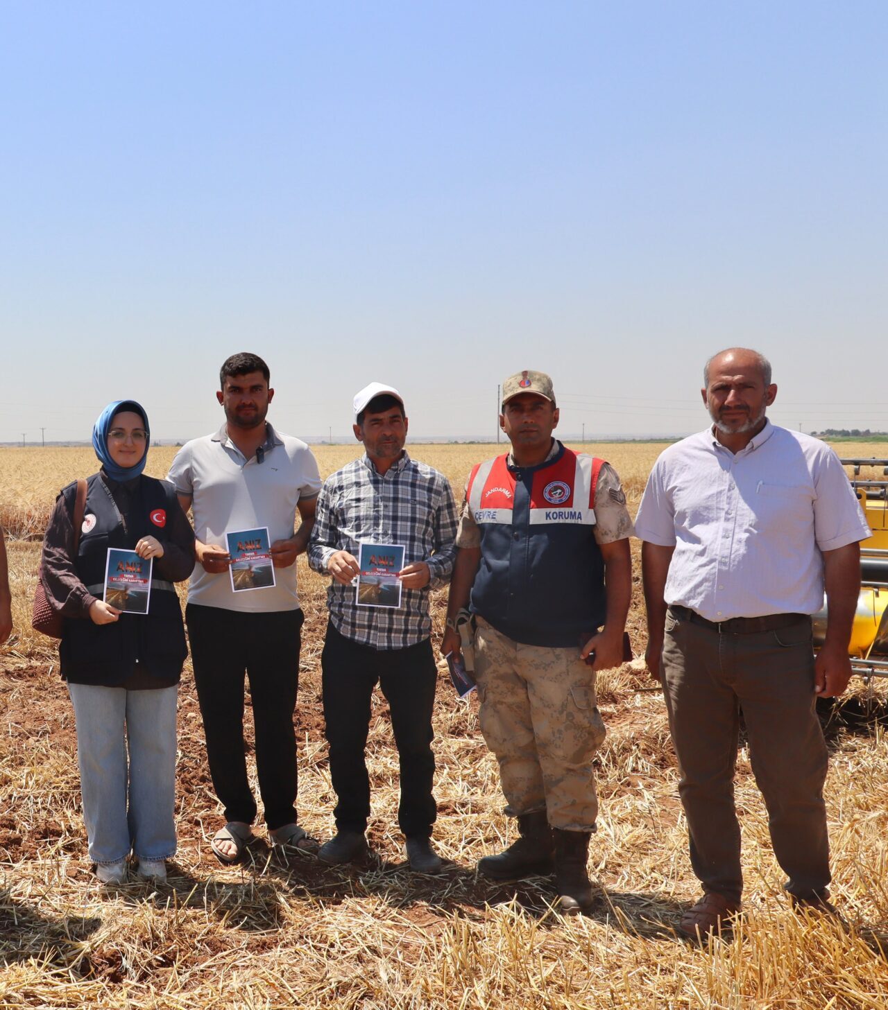KİLİS (AA) – Kilis'te jandarma ekipleri, anız yangınlarının önlenmesi amacıyla