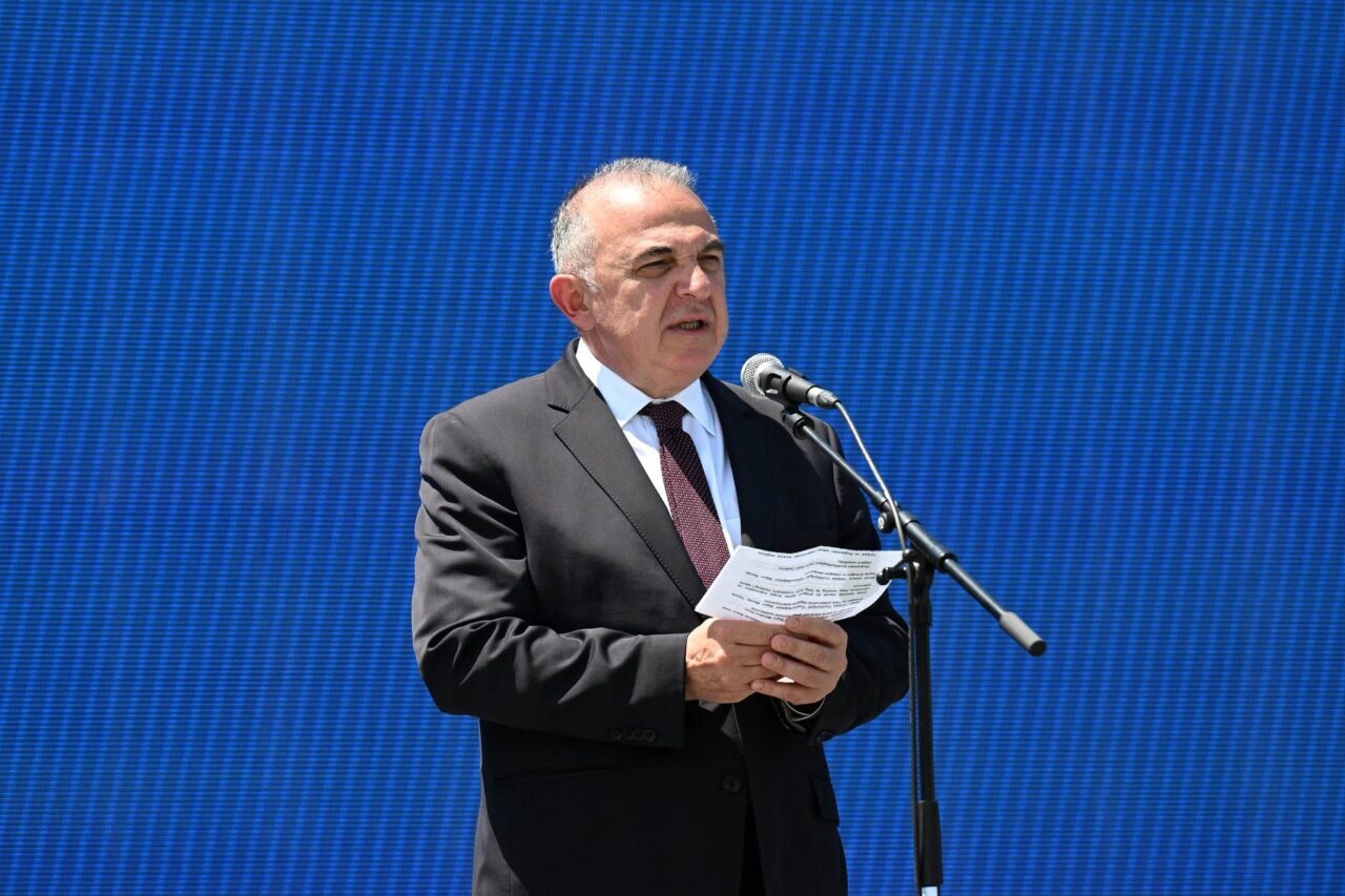 BİŞKEK (AA) – Kırgızistan'ın Celalabad bölgesindeki Toguz-Toro ilçesinde, İhlas Holding