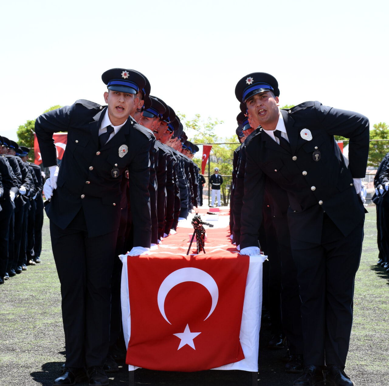 KIRIKKALE (AA) – Kırıkkale Polis Meslek Yüksekokulu'nda (PMYO) eğitimlerini tamamlayan