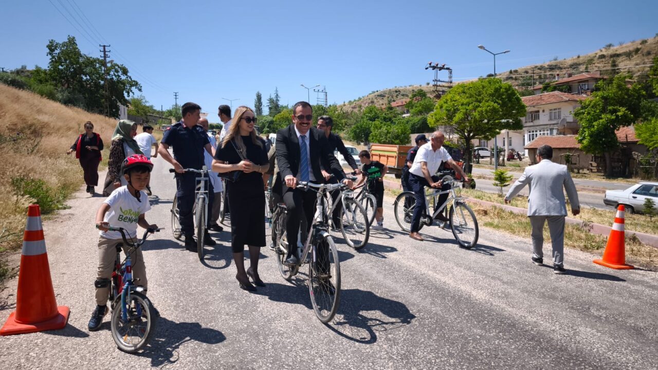 KIRIKKALE (AA) – Kırıkkale'nin Karakeçili ilçesinde tornet (bilyeli tekerle yapılan