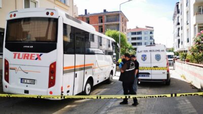KIRKLARELİ (AA) – Kırklareli'nin Lüleburgaz ilçesinde midibüsün çarptığı kadın hayatını