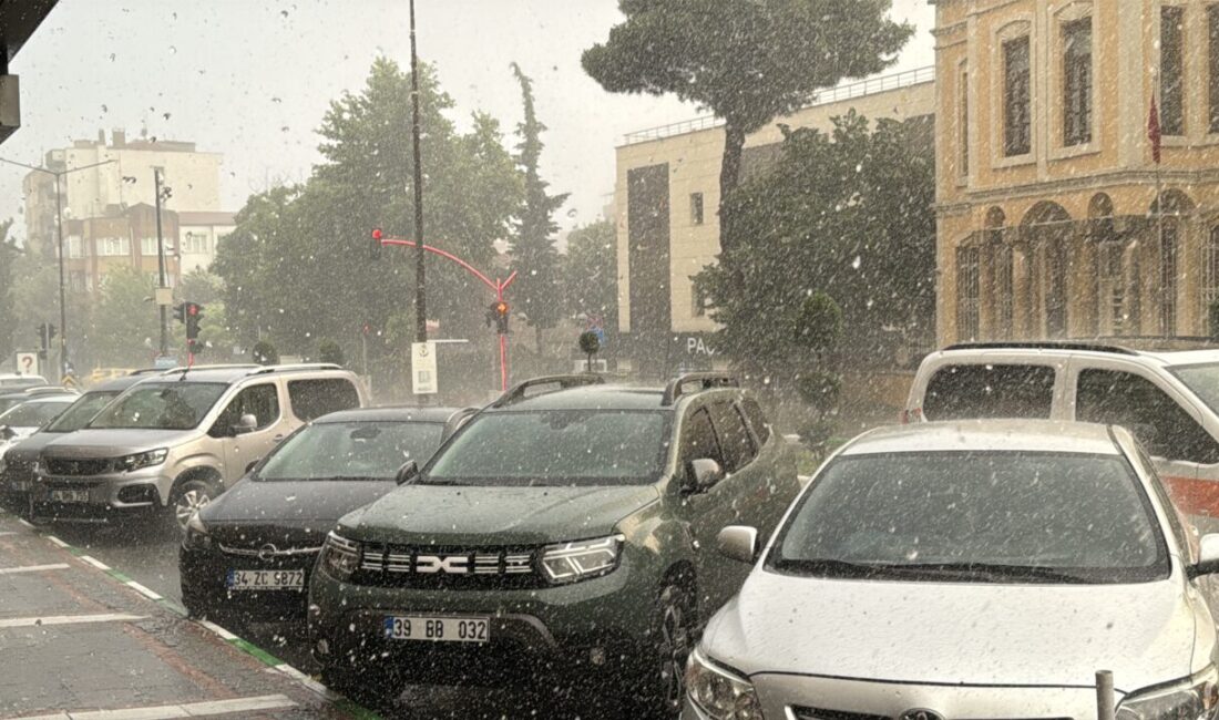 KIRKLARELİ (AA) – Kırklareli'nde sağanak ve dolu yaşamı olumsuz etkiledi.