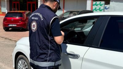 KIRŞEHİR (AA) – Kırşehir'de yasa dışı yollardan yurda giren 12