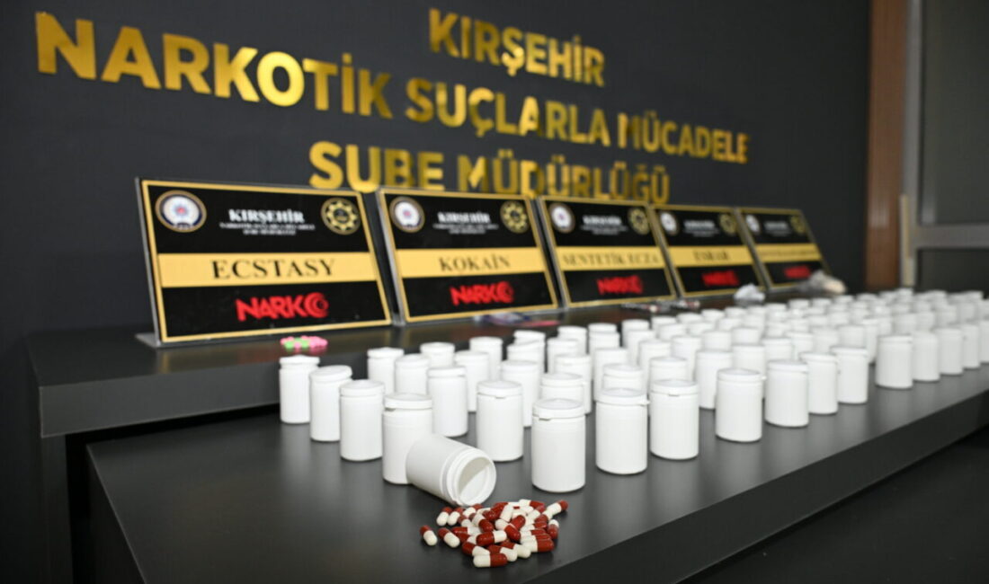 KIRŞEHİR (AA) – Kırşehir'de durdurulan araçta 4 bin 973 sentetik