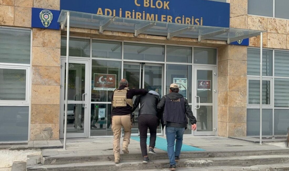 KIRŞEHİR (AA) – Kırşehir'de terör örgütü DEAŞ'a yönelik operasyonda gözaltına