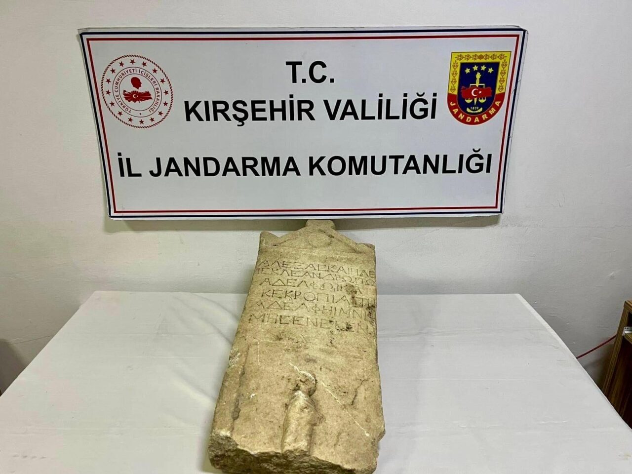 KIRŞEHİR (AA) – Kırşehir'de Roma dönemine ait olduğu değerlendirilen bir