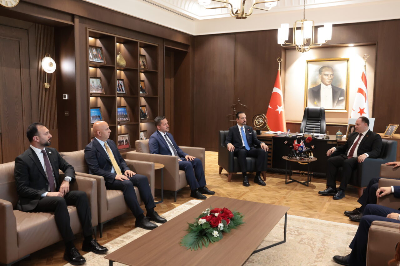 - Zorlu, ziyareti kapsamında ayrıca KKTC Cumhuriyet Meclisi Başkanı Ziya