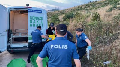 KOCAELİ (AA) – Kocaeli'nin Gebze ilçesinde ormanlık alanda erkek cesedi