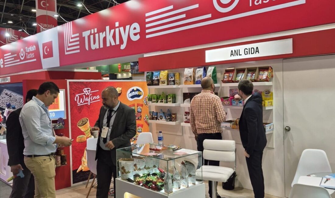BOGOTA (AA) – Kolombiya'da çok sayıda Türk şirketinin katılımıyla düzenlenen