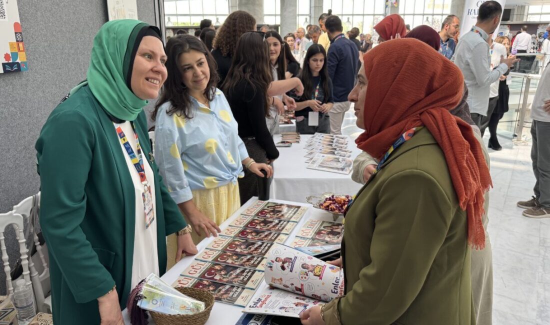 - Milli Eğitim Bakan Yardımcısı Cihad Demirli:
- "Bizler bilgiye erişen,