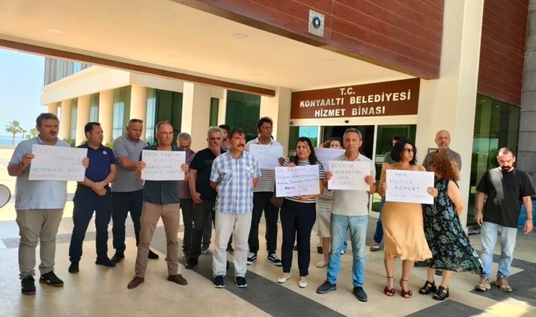 ANTALYA (AA) – Konyaaltı Belediyesinde toplu iş sözleşmesinden kaynaklanan ikramiye