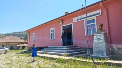 KONYA (AA) – Konya'nın Ilgın ilçesine bağlı Gökçeyurt Mahallesi'nde, tek