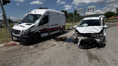 KÜTAHYA (AA) – Kütahya'nın Tavşanlı ilçesinde özel ambulans ile hafif