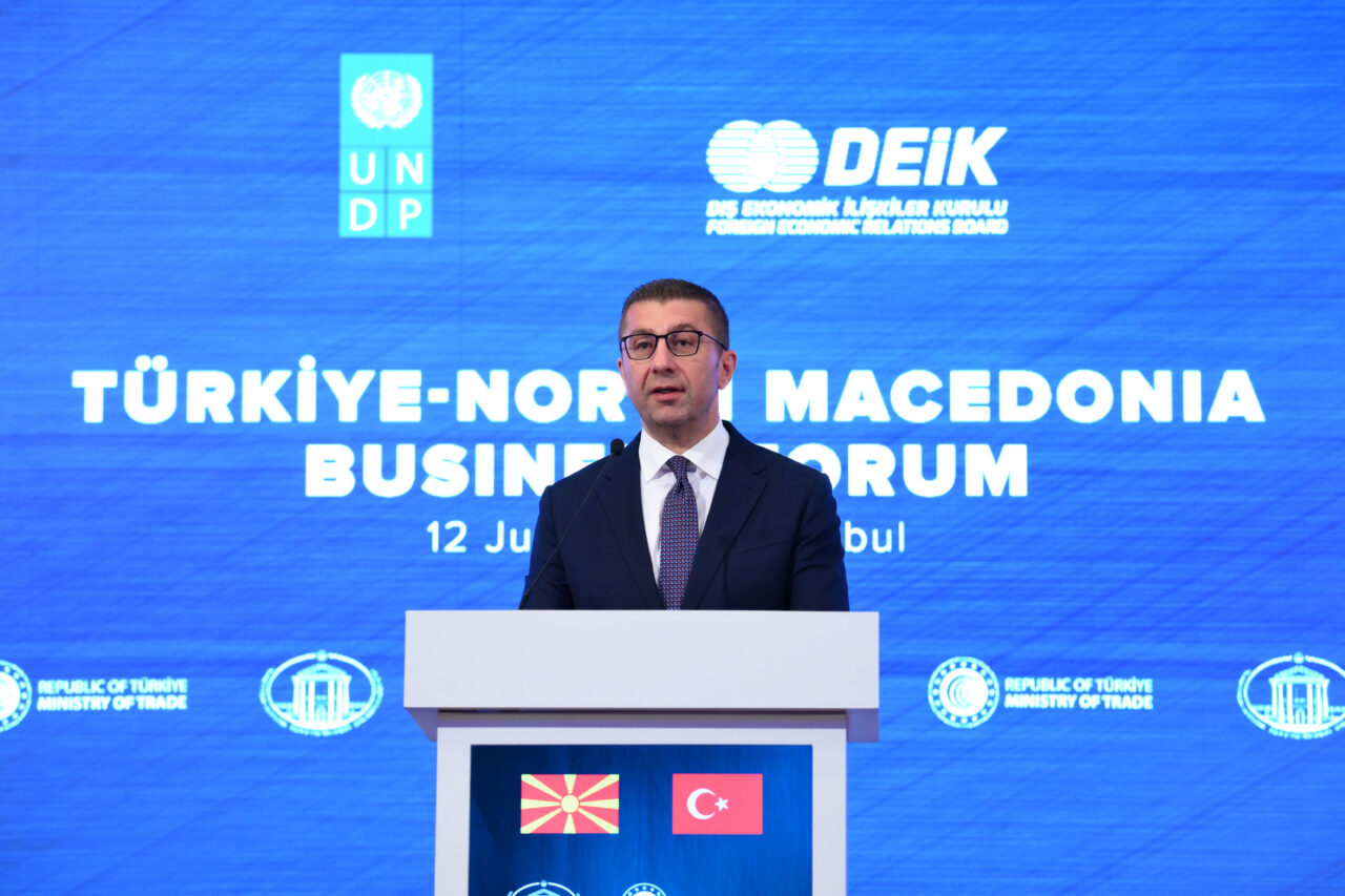 - "Ülkemdeki Türkiye yatırımlarından bahsettiğimizde, Türk şirketlerinin halihazırda ekonomimizin önemli