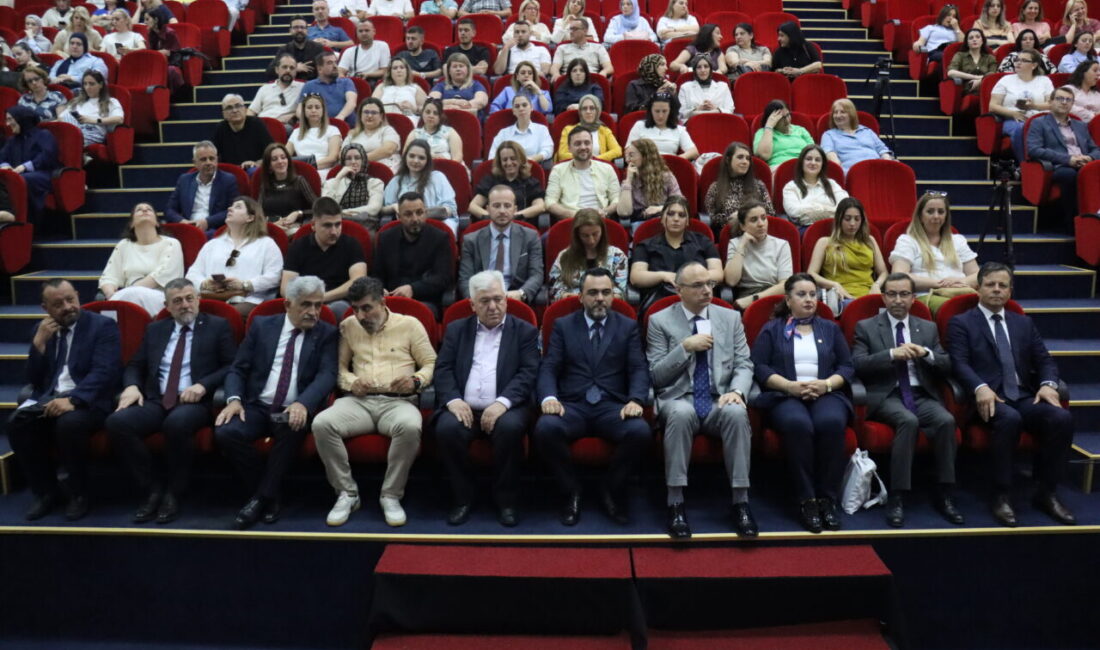 KALKANDELEN (AA) – Kuzey Makedonya'da Türk öğretmenlere yönelik "Eğitimde Yenilikçi