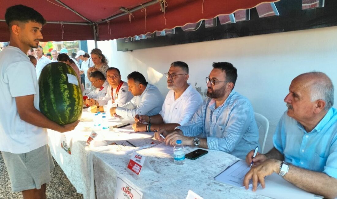 ANTALYA (AA) – Antalya'nın Manavgat ilçesinde, yerel ürünlerin tanıtılması ve