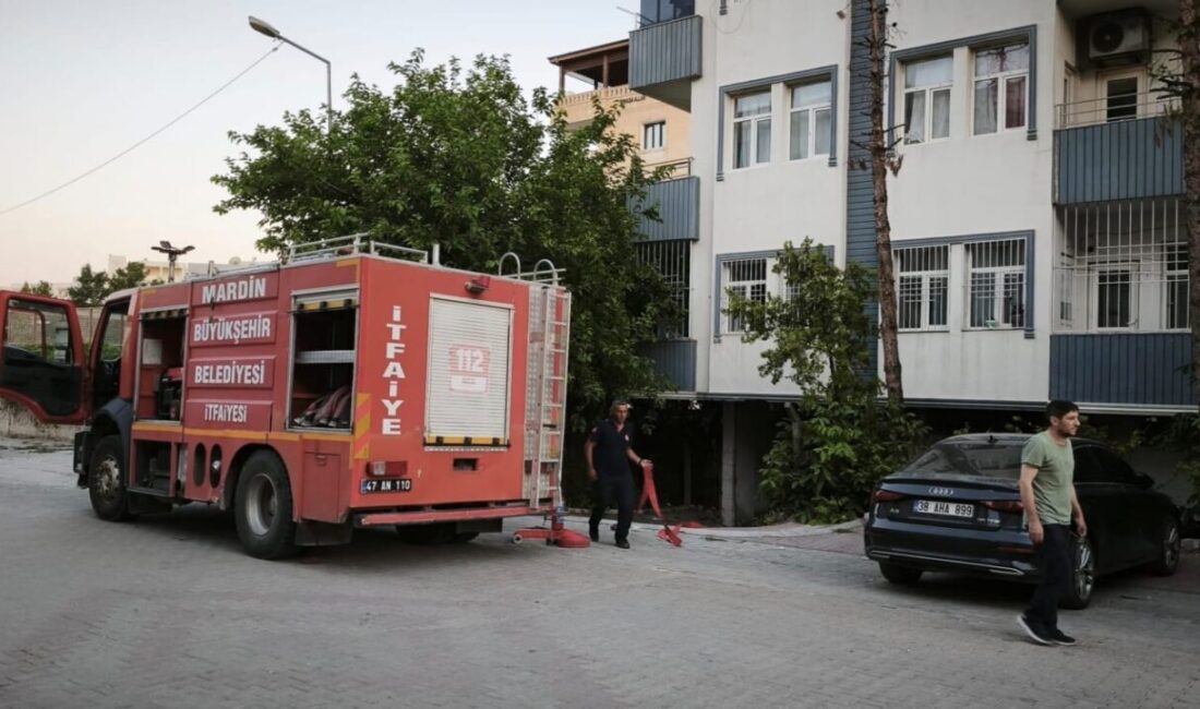 MARDİN (AA) – Mardin'in Nusaybin ilçesinde bir evde çıkan yangında