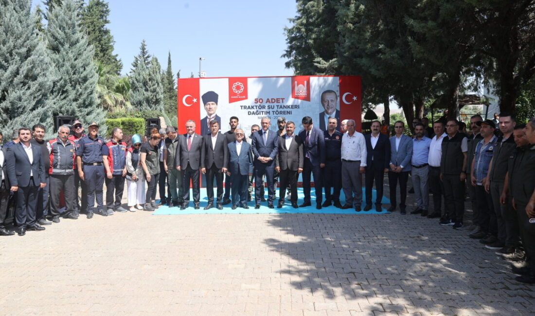 - Vali ve Büyükşehir Belediye Başkan Vekili Tuncay Akkoyun:
- 