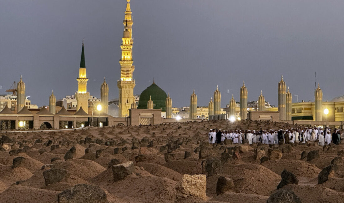 - Uhud Savaşı'nın yaşandığı bölge, Kuba ve Kıbleteyn mescitlerinde hacılar