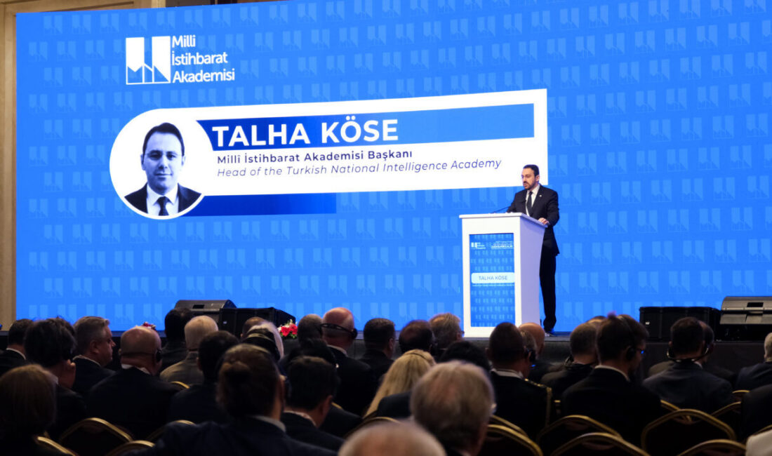 - "Veriyi doğru işlemek, bilgiyi öngörüye dönüştürmek ve karar alma