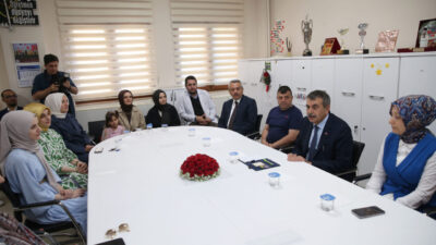 - "Türkiye genelinde eğitimin hem fiziki hem teknolojik hem de