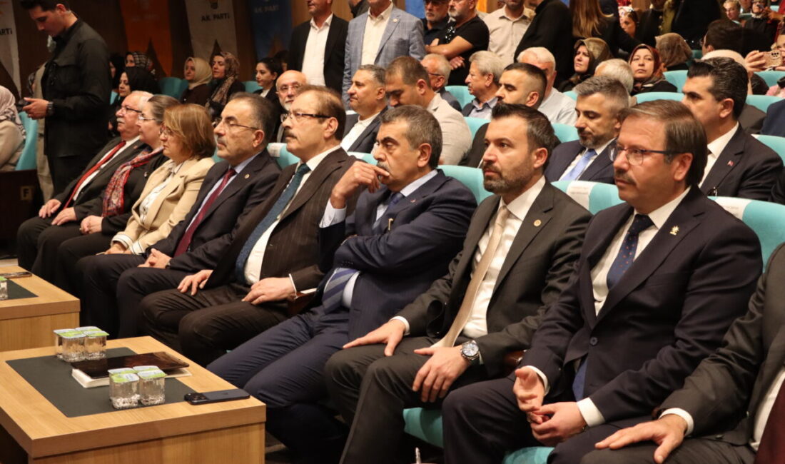 - "Türkiye Yüzyılı Maarif Modeli ile bizi bir arada tutacak,