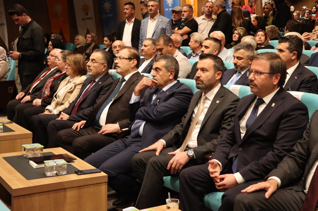- "Türkiye Yüzyılı Maarif Modeli ile bizi bir arada tutacak,