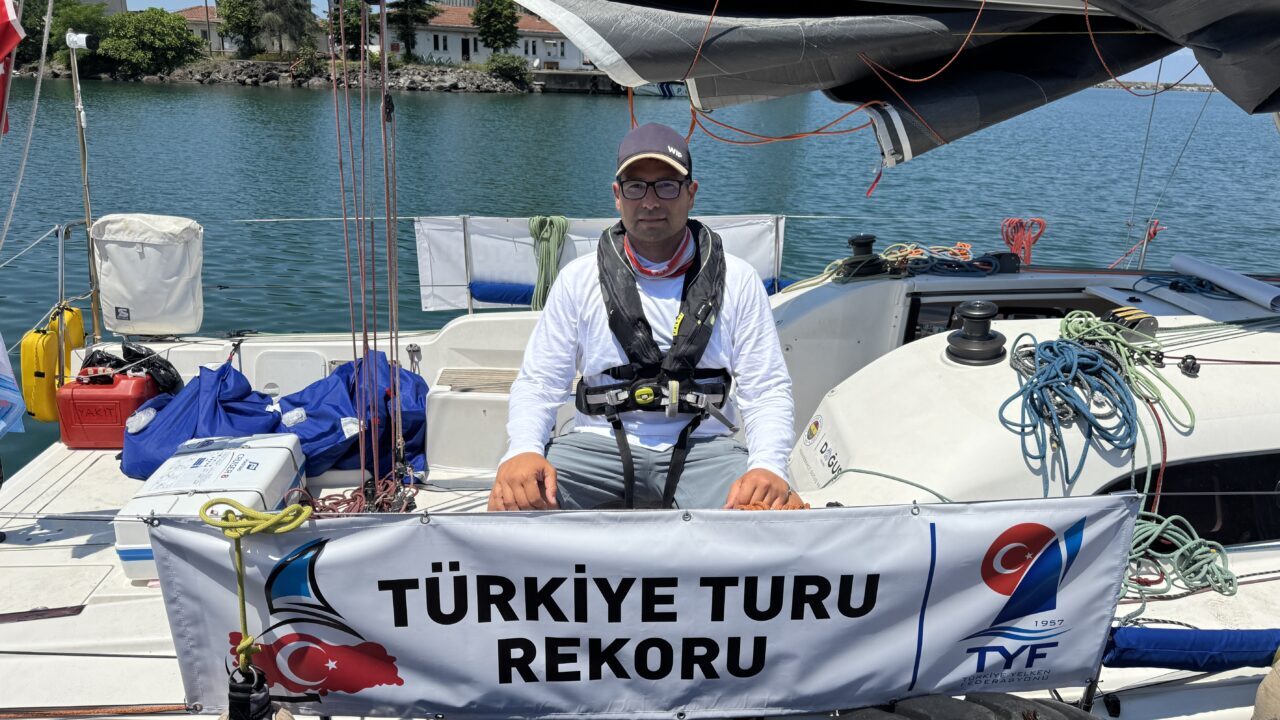 ARTVİN (AA) – Milli yelkenci Doğukan Kandemir, "Solo Türkiye Turu