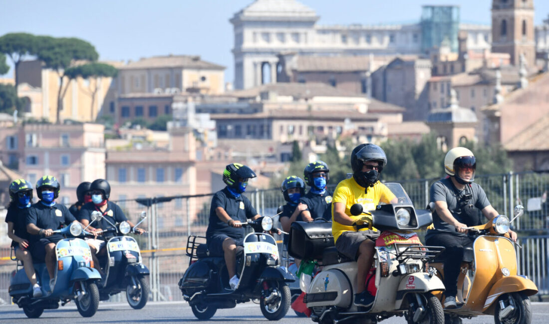ROMA (AA) – İtalya'nın başkenti Roma'da binlerce kişinin motosikletleriyle katıldığı
