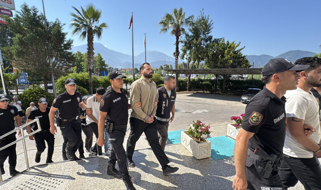 MUĞLA (AA) – Muğla merkezli 7 ilde iki suç örgütüne