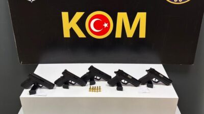 MUĞLA (AA) – Muğla'nın Fethiye ilçesinde düzenlenen ruhsatsız silah operasyonunda
