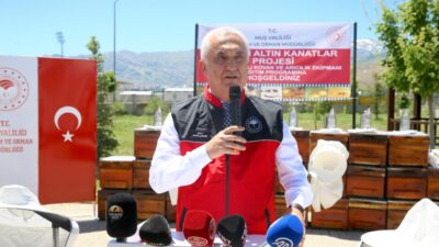 MUŞ (AA) – Muş'ta, "Baldan Altın Kanatlar Projesi" kapsamında 120