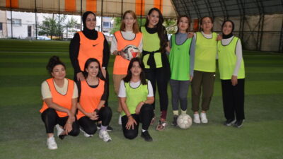 - Muhasebeci Betül Yılmaz:
- "Kadınlar, her alanda olduğu için gurur