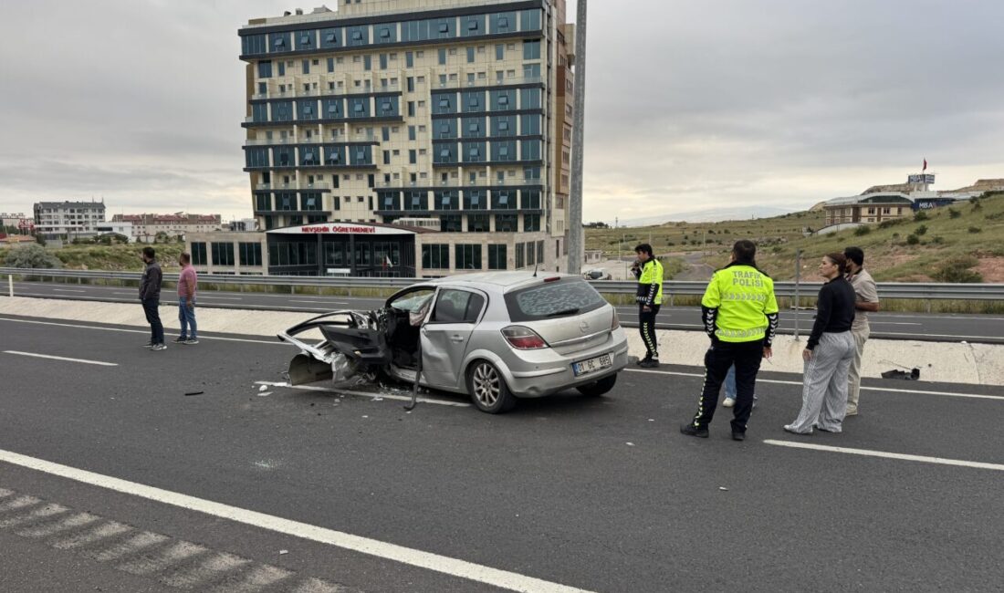 NEVŞEHİR (AA) – Nevşehir'de refüjdeki aydınlatma direğine çarpan otomobildeki çocuk