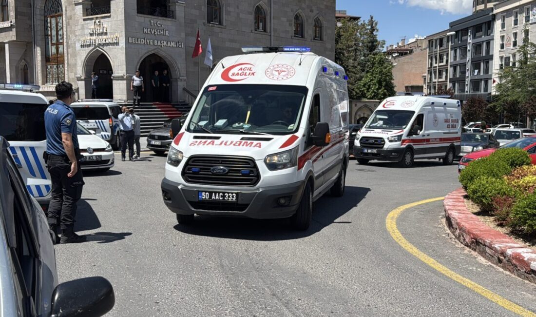 NEVŞEHİR (AA) – Nevşehir'de yol verme nedeniyle çıkan tartışmada tabancayla